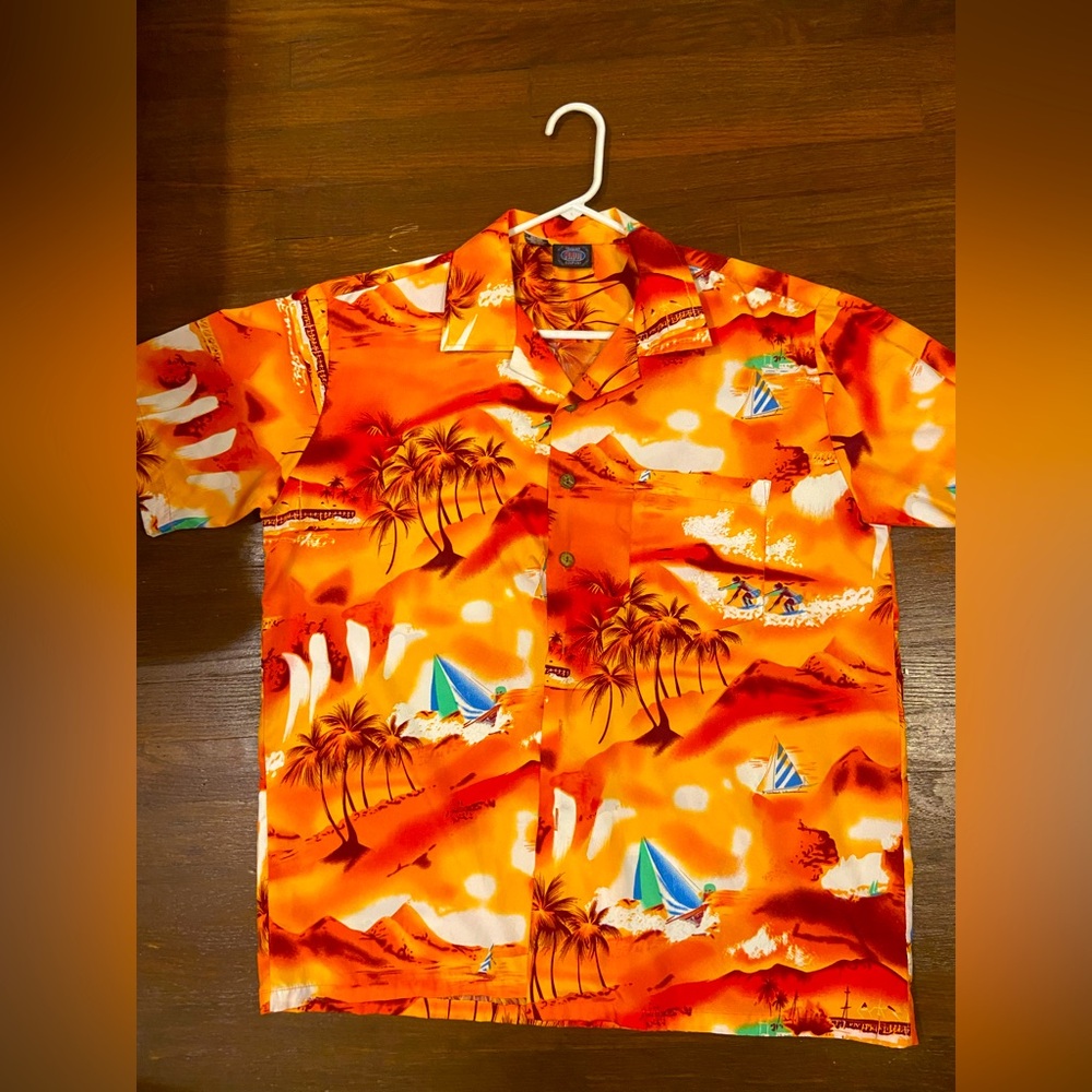 Men’s Orange Hawaiian Short-Sleeve Shirt
